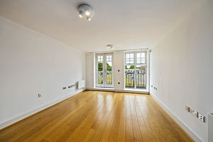 Living Room- click for photo gallery